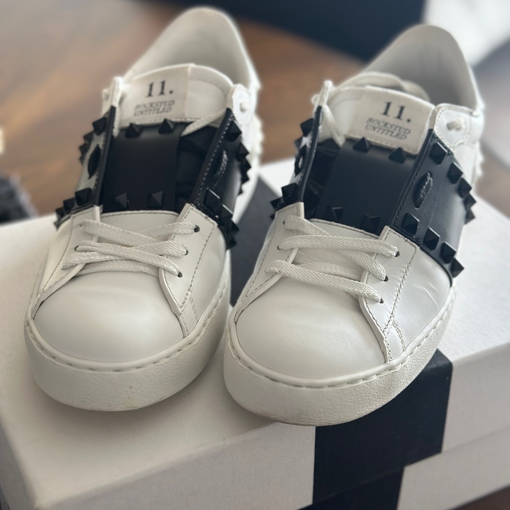 Valentino ROCKSTUD UNTITLED sneakers - Picture 2 of 6